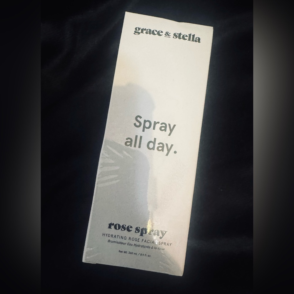 grace & stella Rose Spray - White and Black